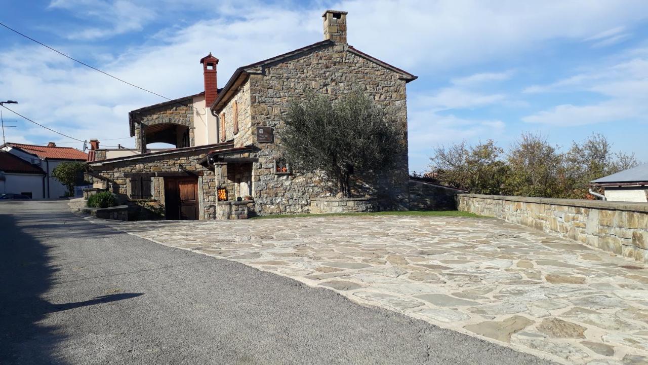 Wine House Rakar Casa de hóspedes Gračišče Exterior foto