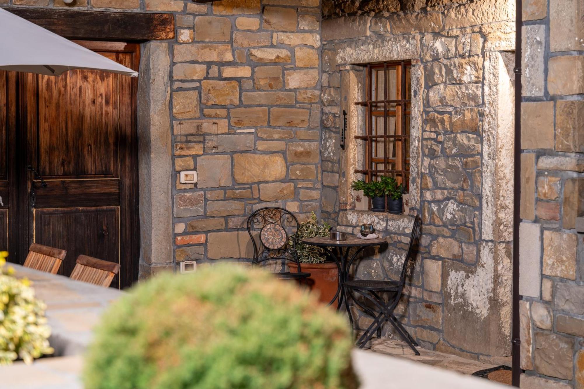 Wine House Rakar Casa de hóspedes Gračišče Exterior foto